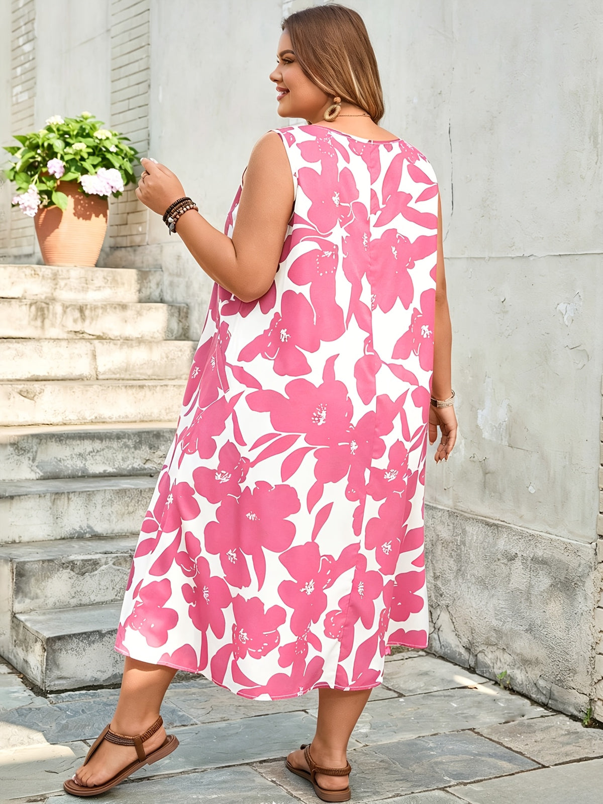Robe midi grande taille — Grandes fleurs et poches latérales