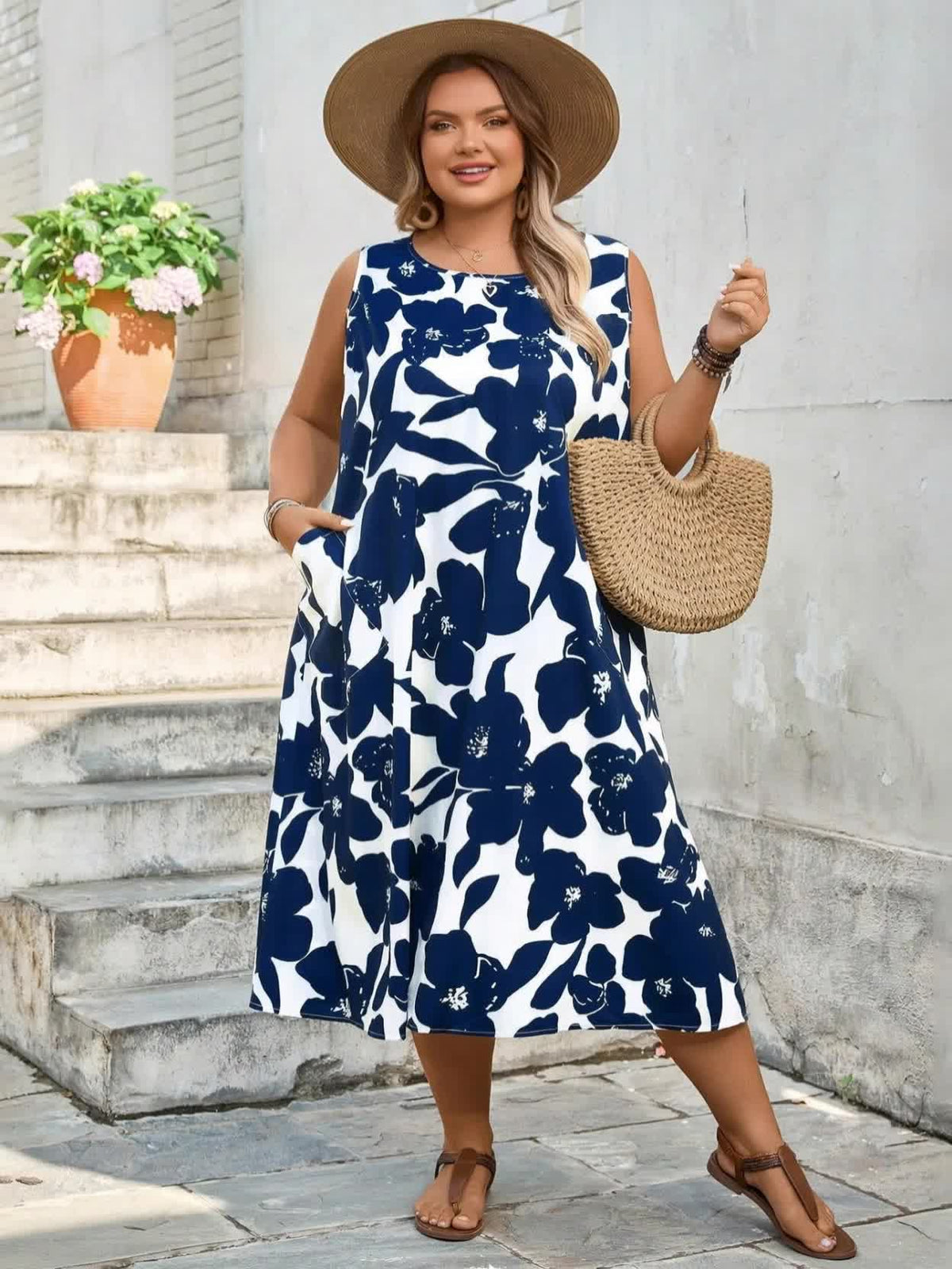 Robe midi grande taille — Grandes fleurs et poches latérales