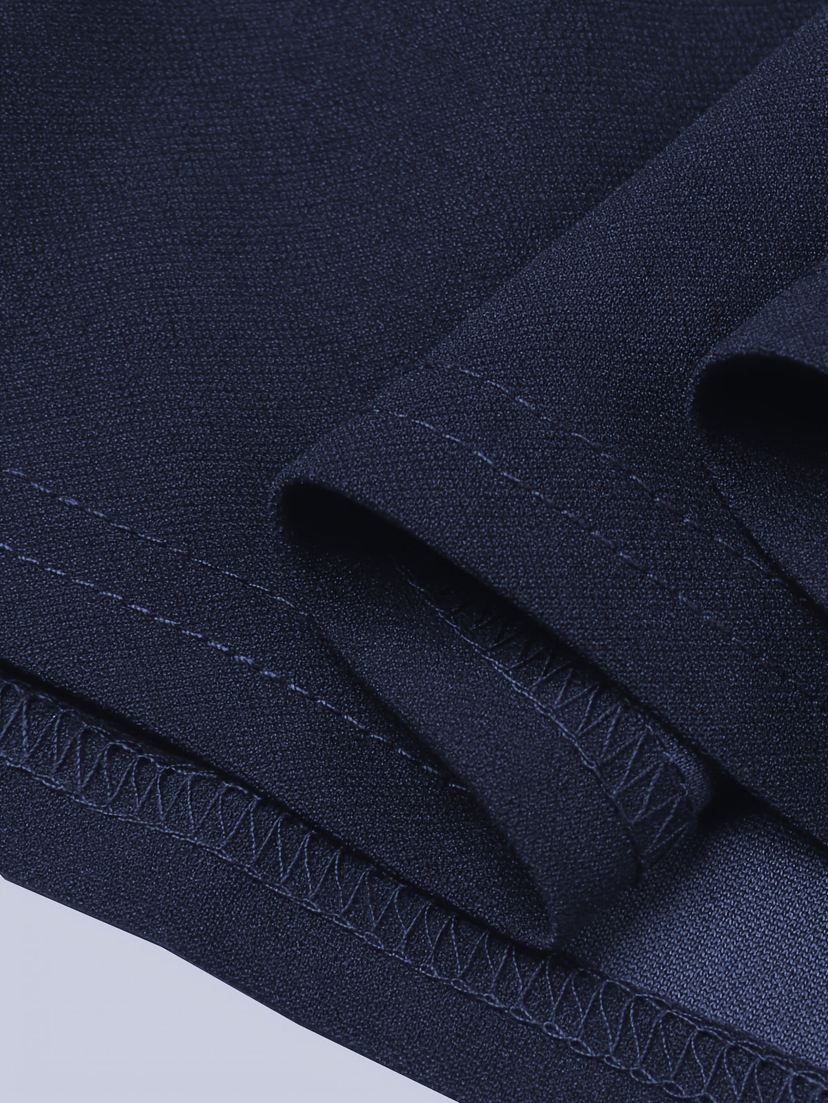 Robe midi grande taille — Pan croisé en pétale sur la jupe
