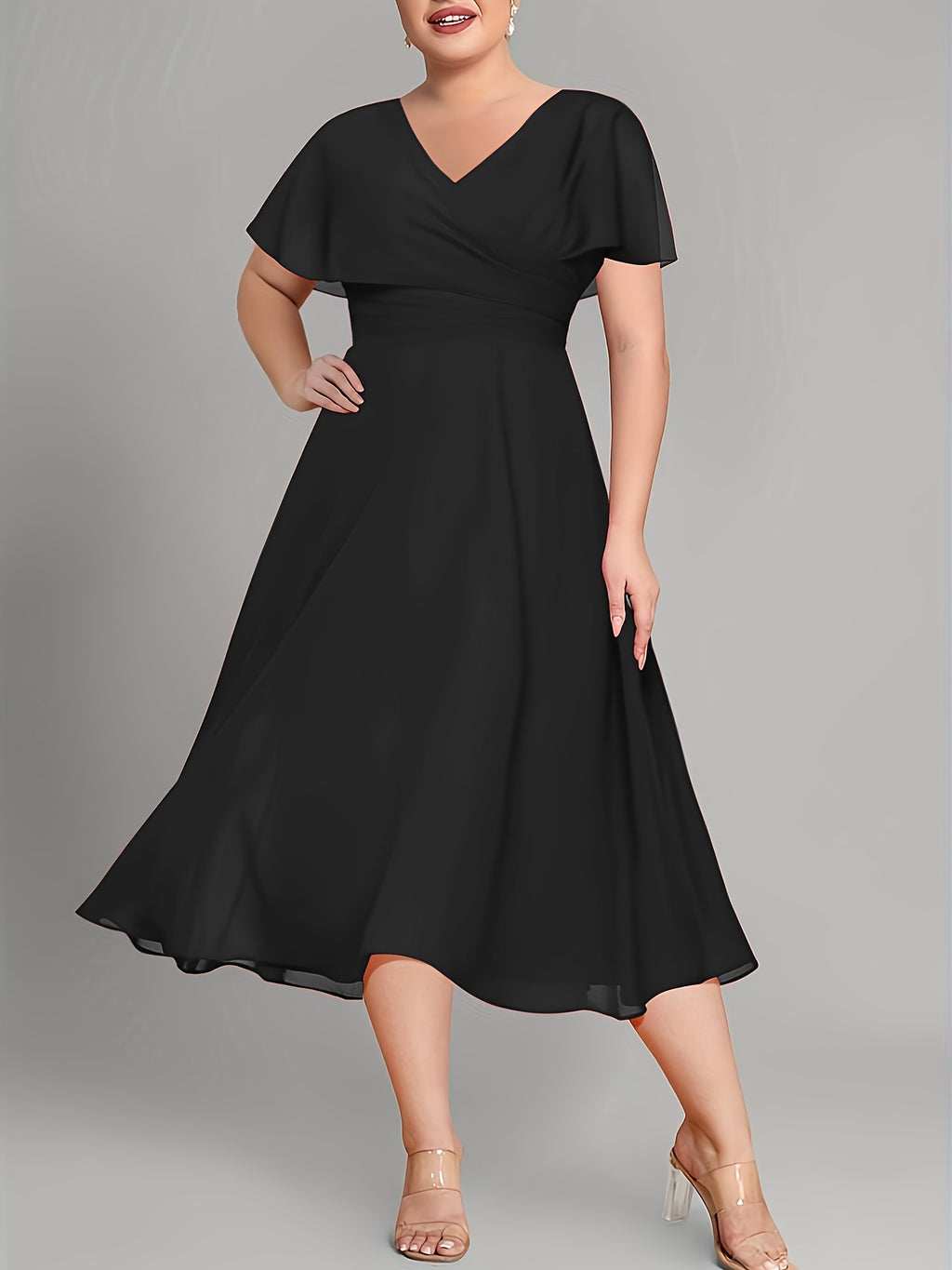 Robe midi grande taille — Mousseline à manche cape drapée