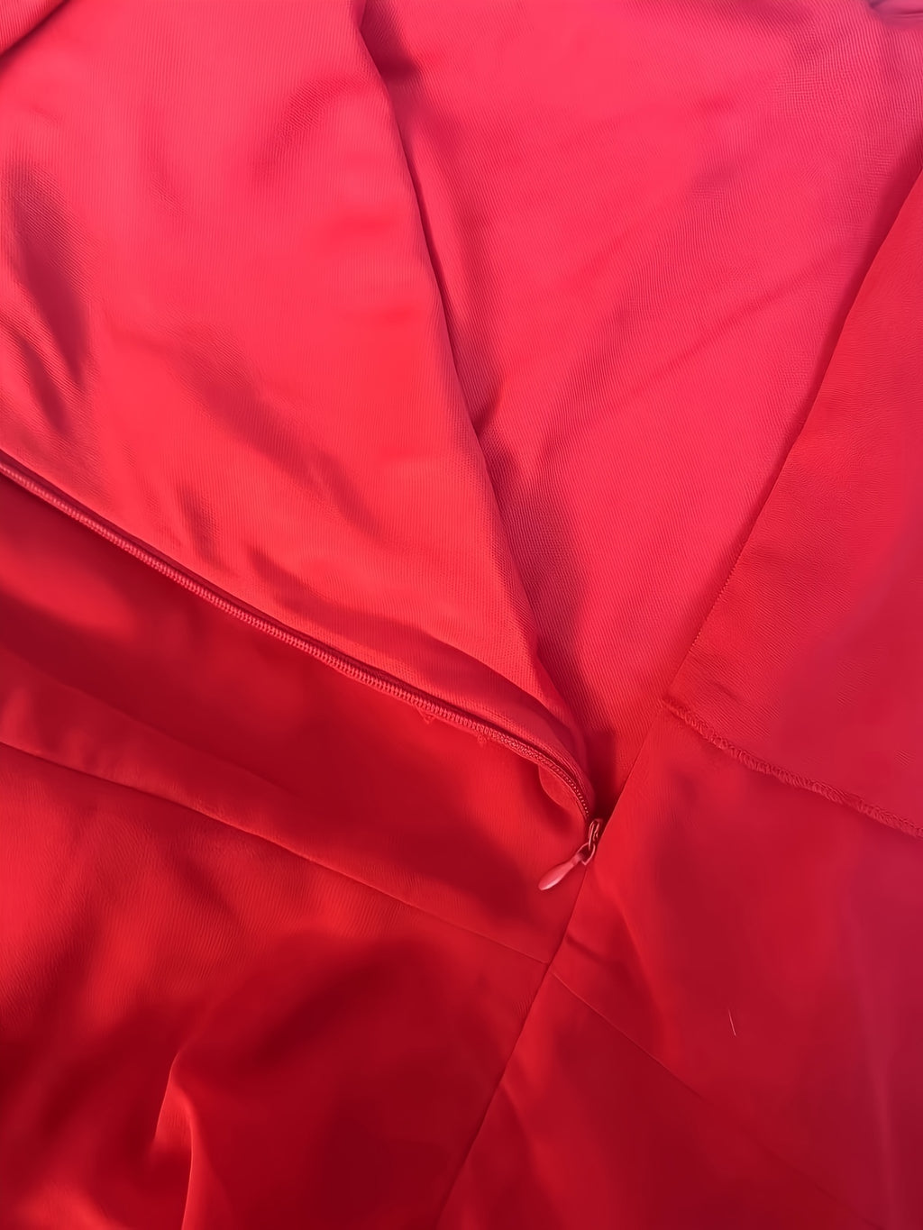 Robe midi grande taille — Mousseline à manche cape drapée