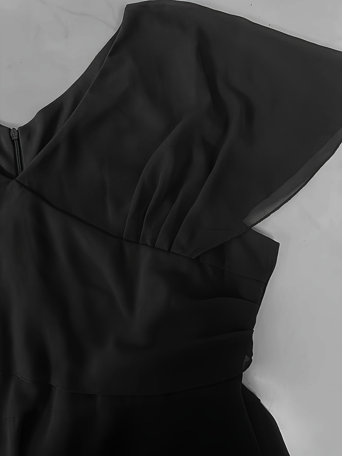 Robe midi grande taille — Mousseline à manche cape drapée