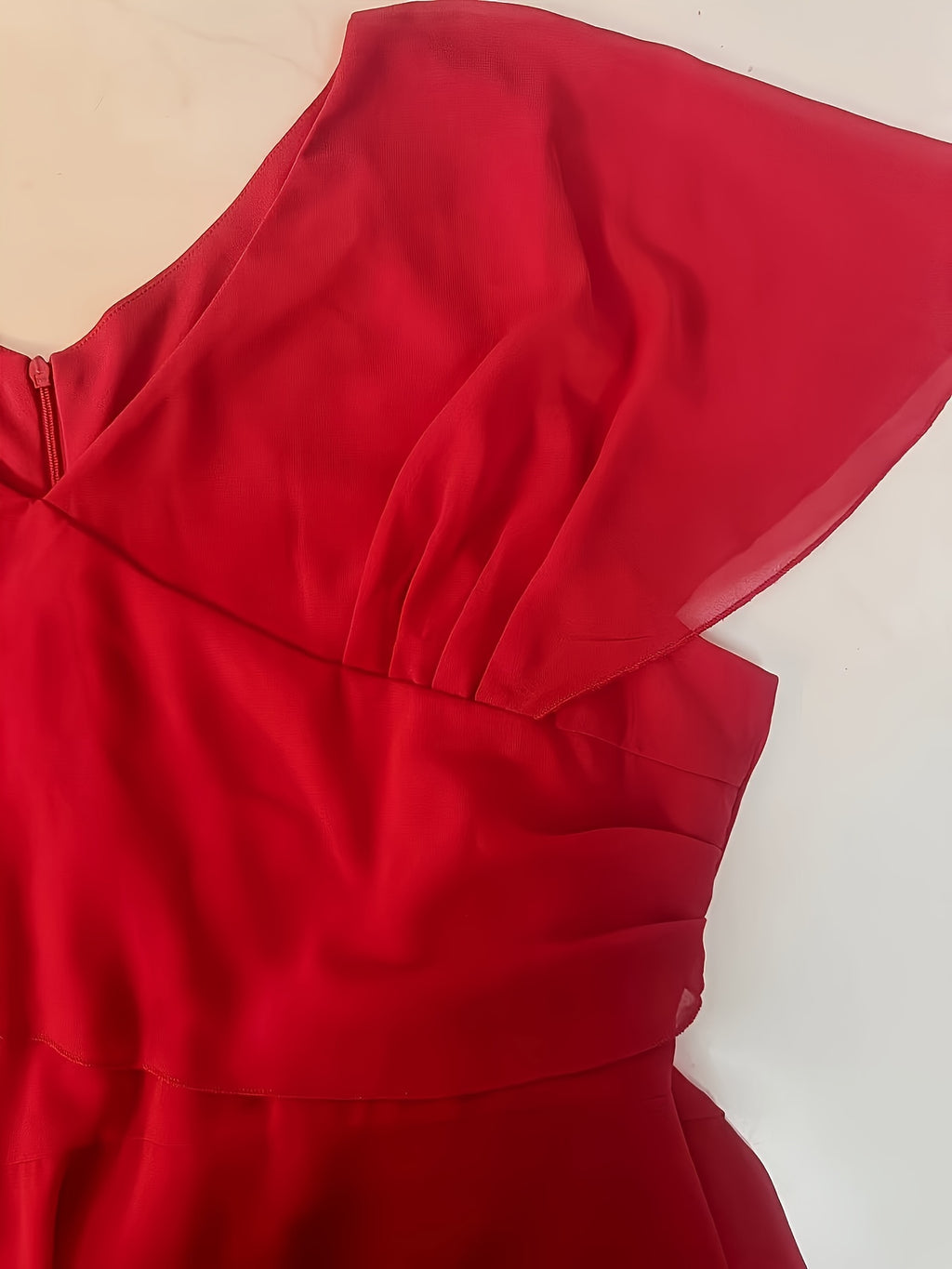 Robe midi grande taille — Mousseline à manche cape drapée