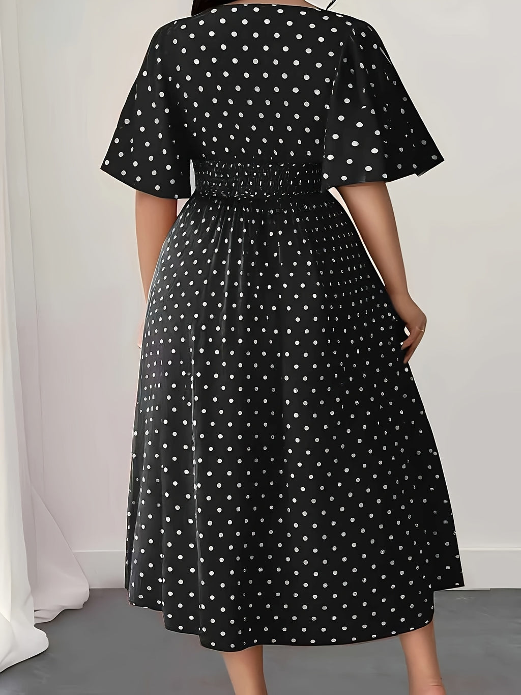 Robe midi grande taille — Semis de pois et taille smockée