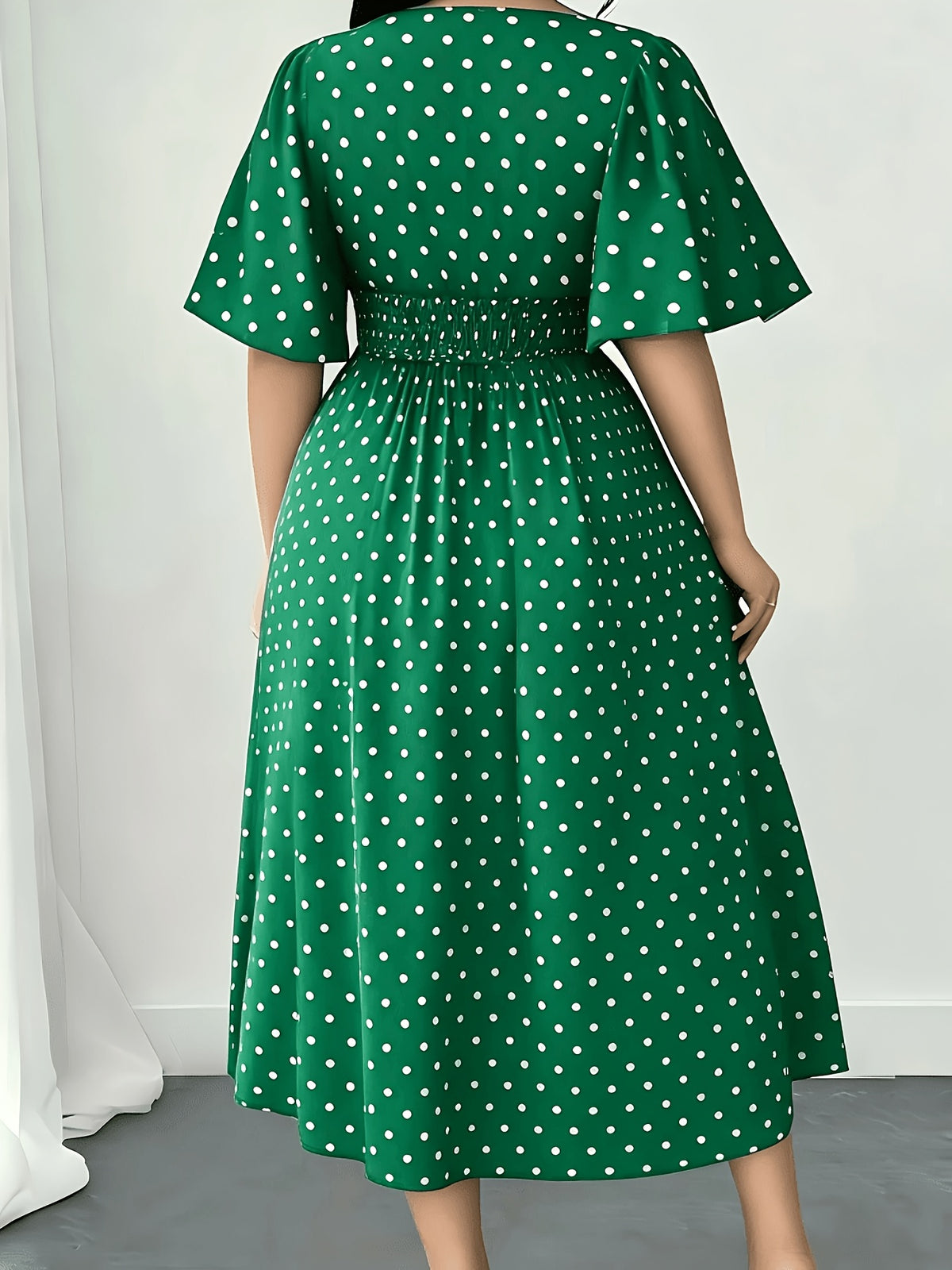 Robe midi grande taille — Semis de pois et taille smockée
