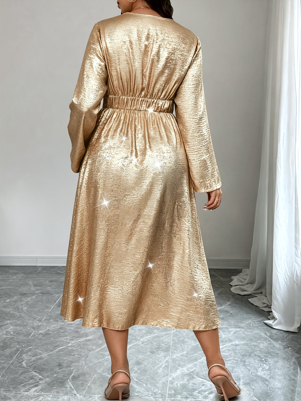Robe midi grande taille — Manches ballon, satin champagne