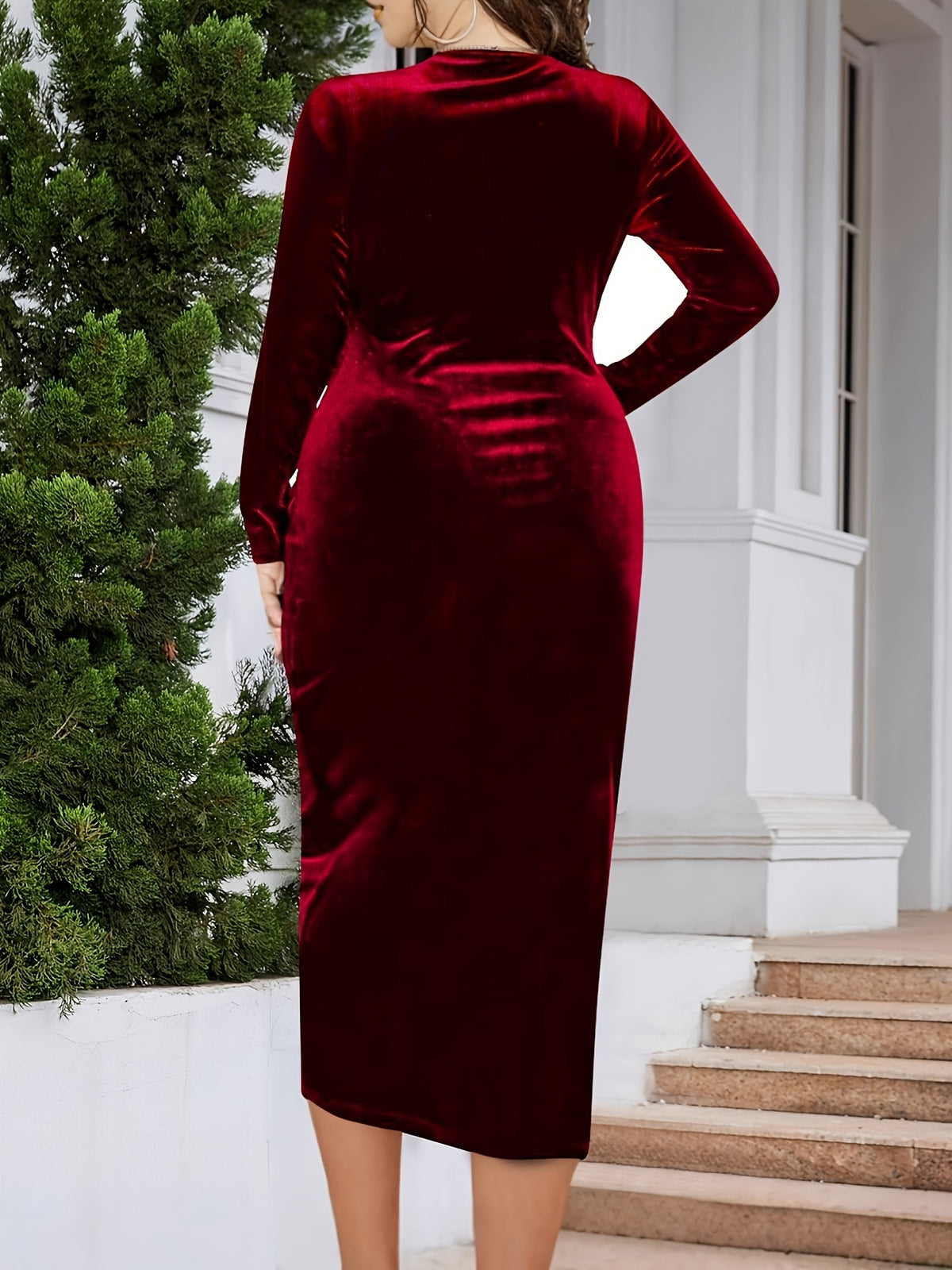 Robe midi grande taille — Velours vert moulant, col croisé