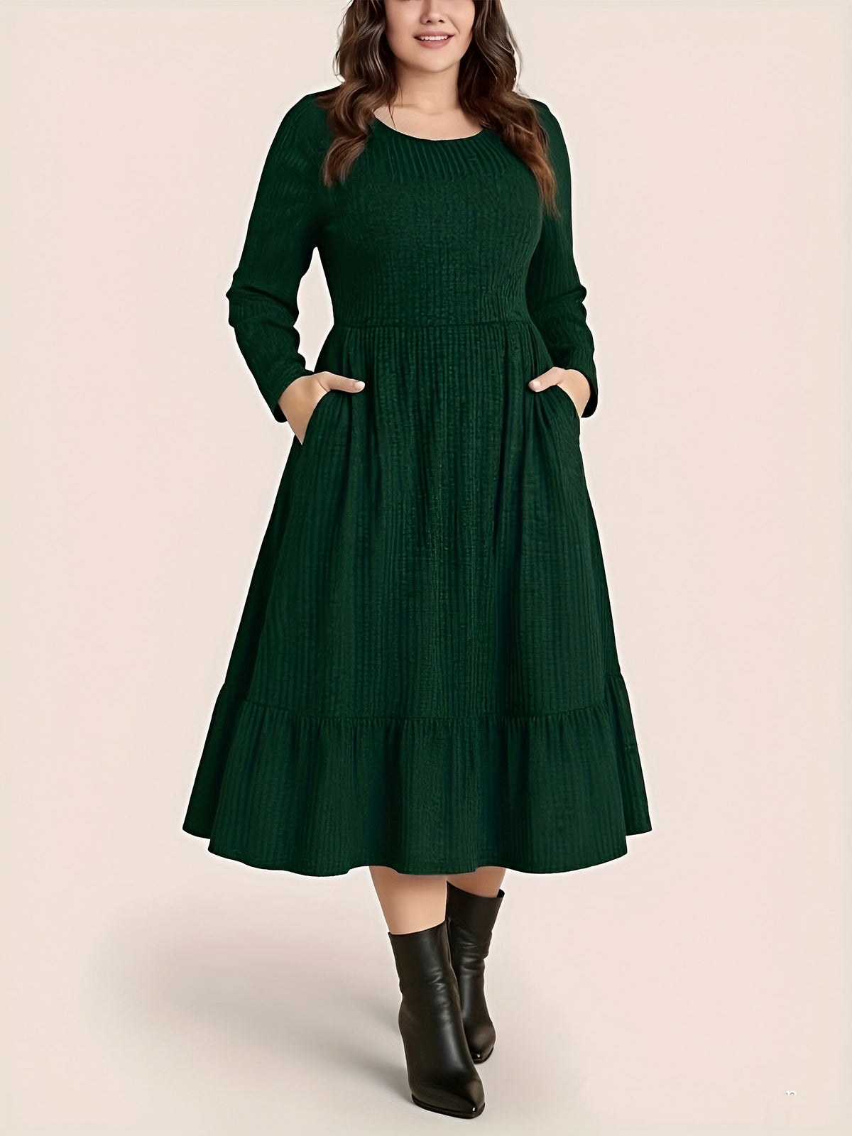 Robe midi grande taille — Tricot vert sapin à volant bas
