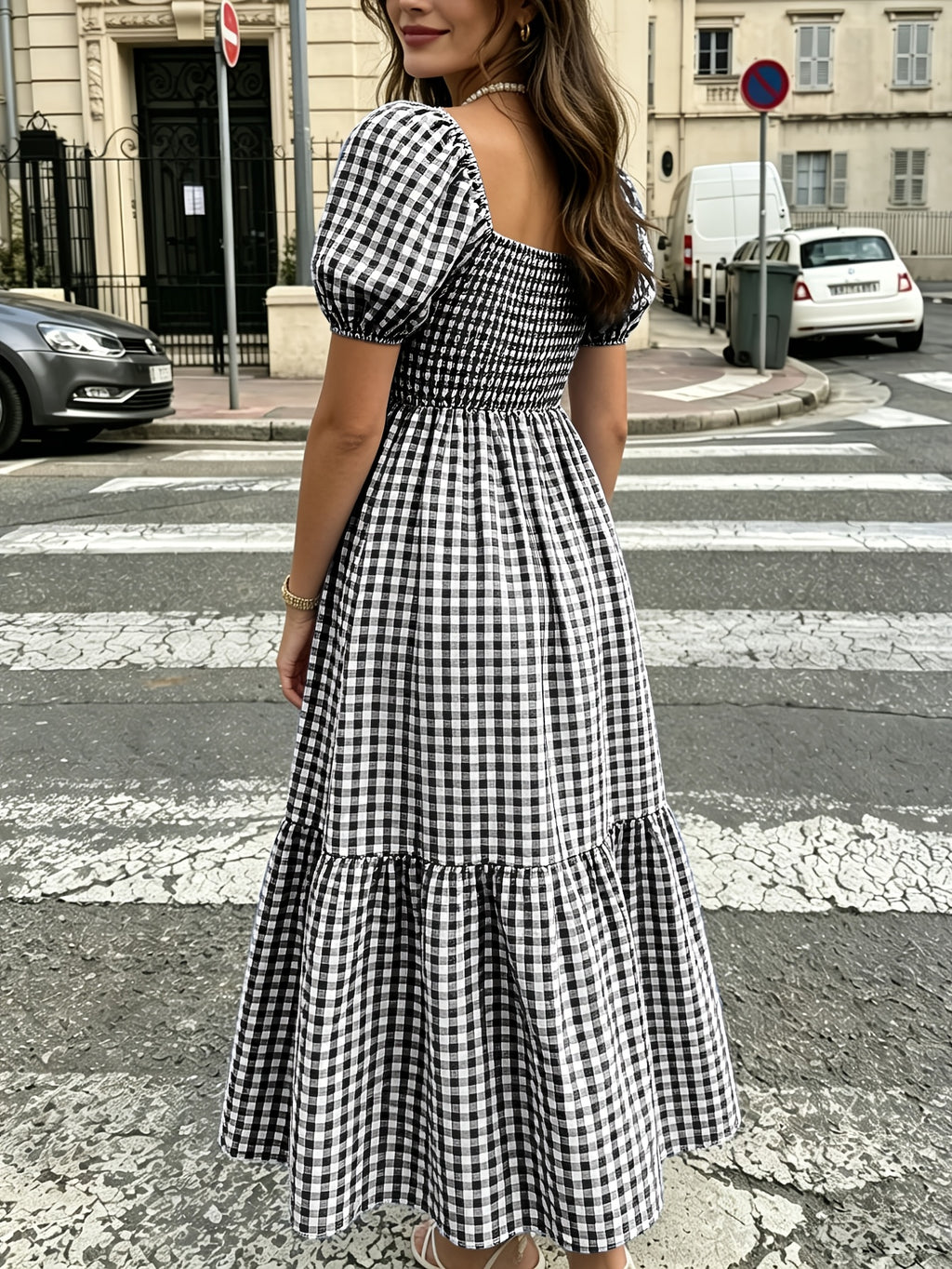 Robe midi grande taille — Vichy brun et volant d'ourlet