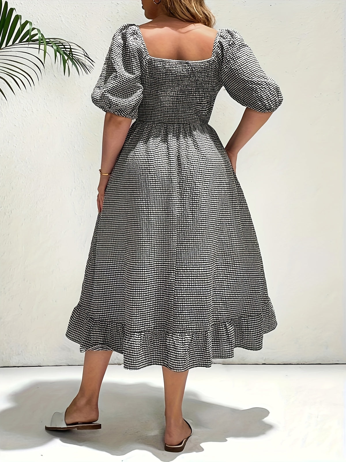 Robe midi grande taille — Vichy fin et ourlet coupé en biais