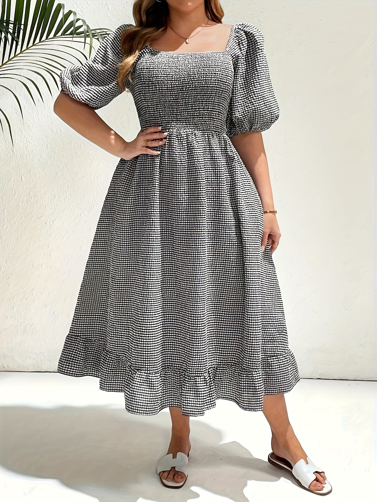 Robe midi grande taille — Vichy fin et ourlet coupé en biais