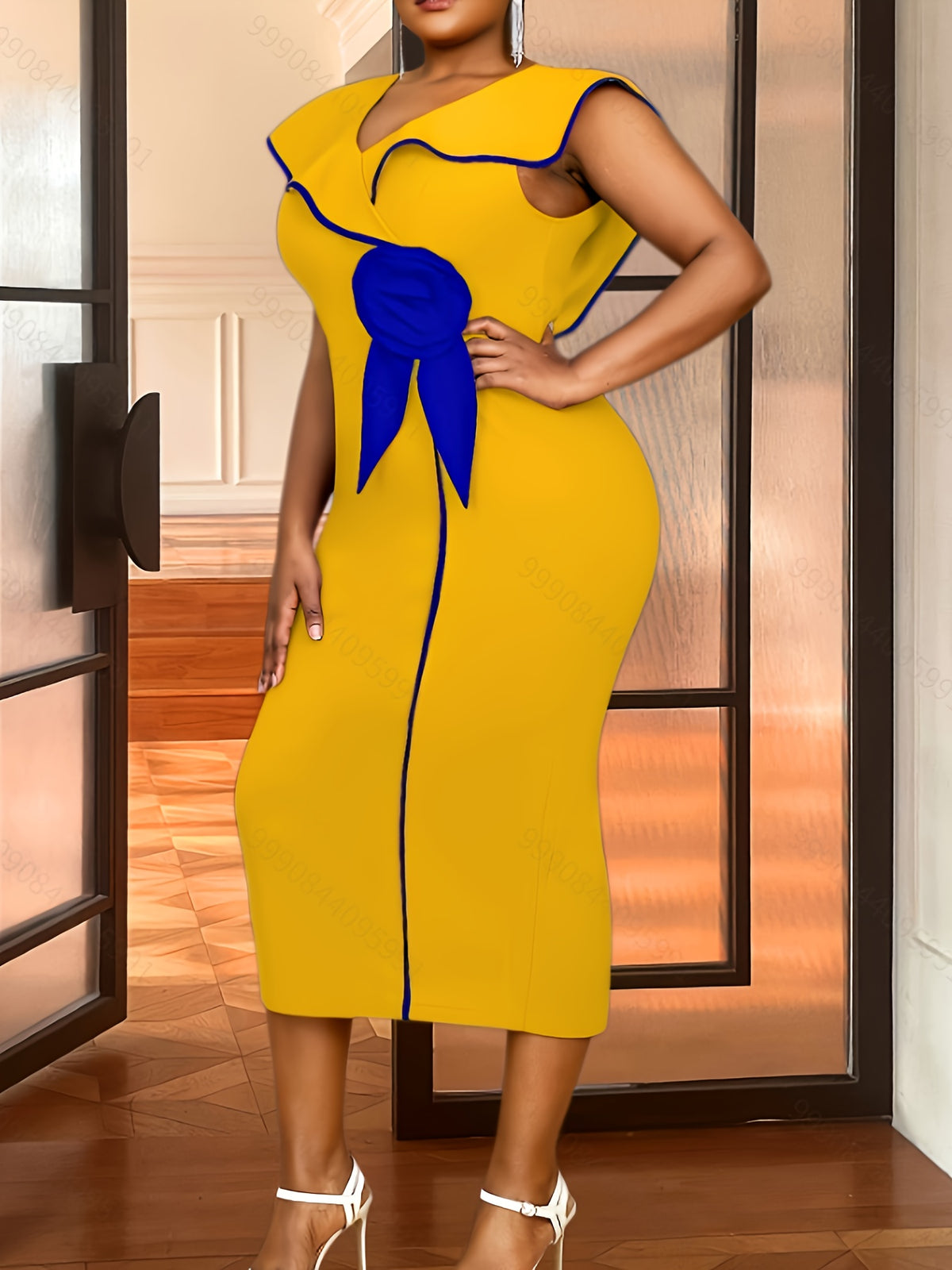 Robe midi grande taille — Volant asymétrique et grande fleur