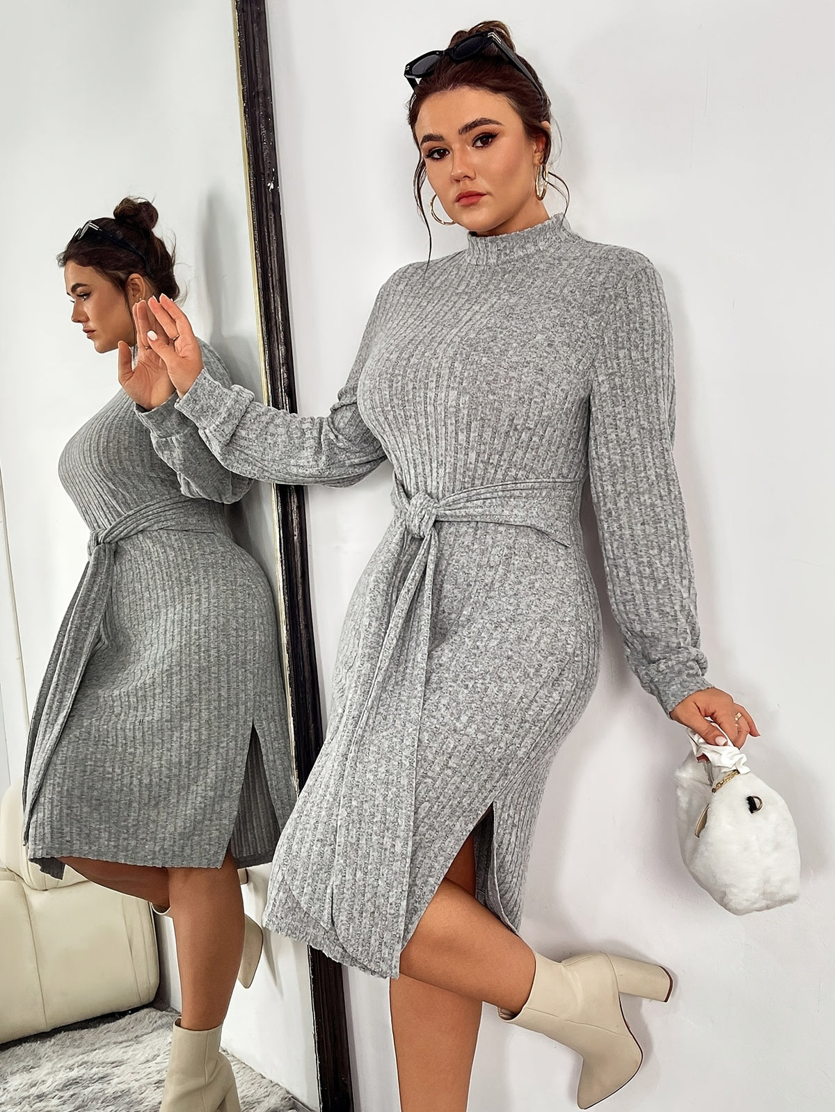 Robe midi grande taille — Maille côtelée grise à col montant