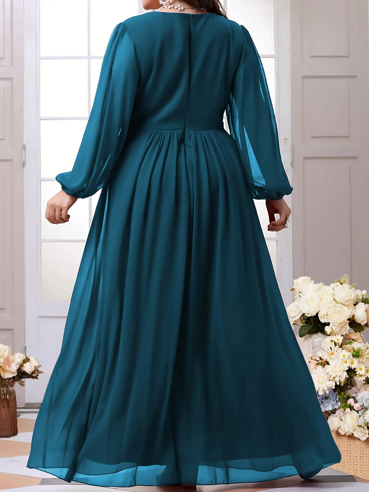 Robe en mousseline grande taille — Ceinture fleurie brodée