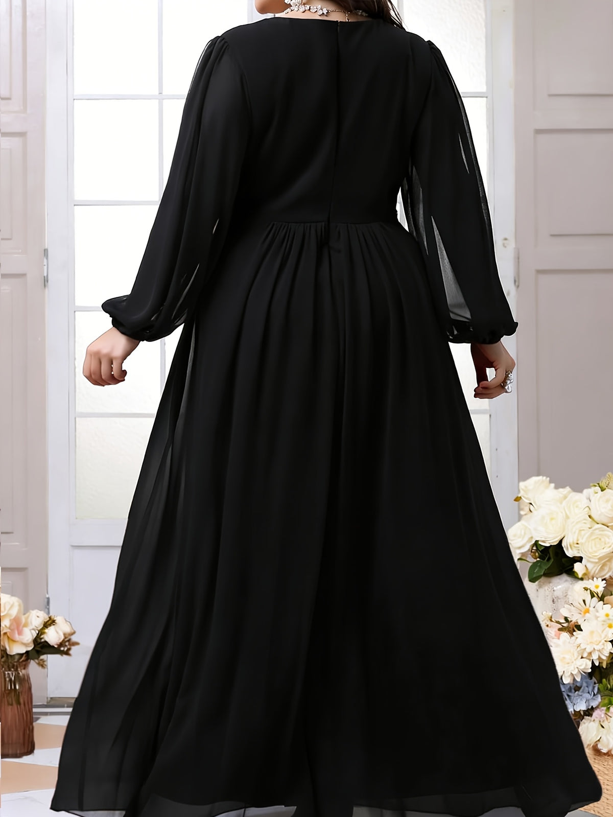 Robe en mousseline grande taille — Ceinture fleurie brodée