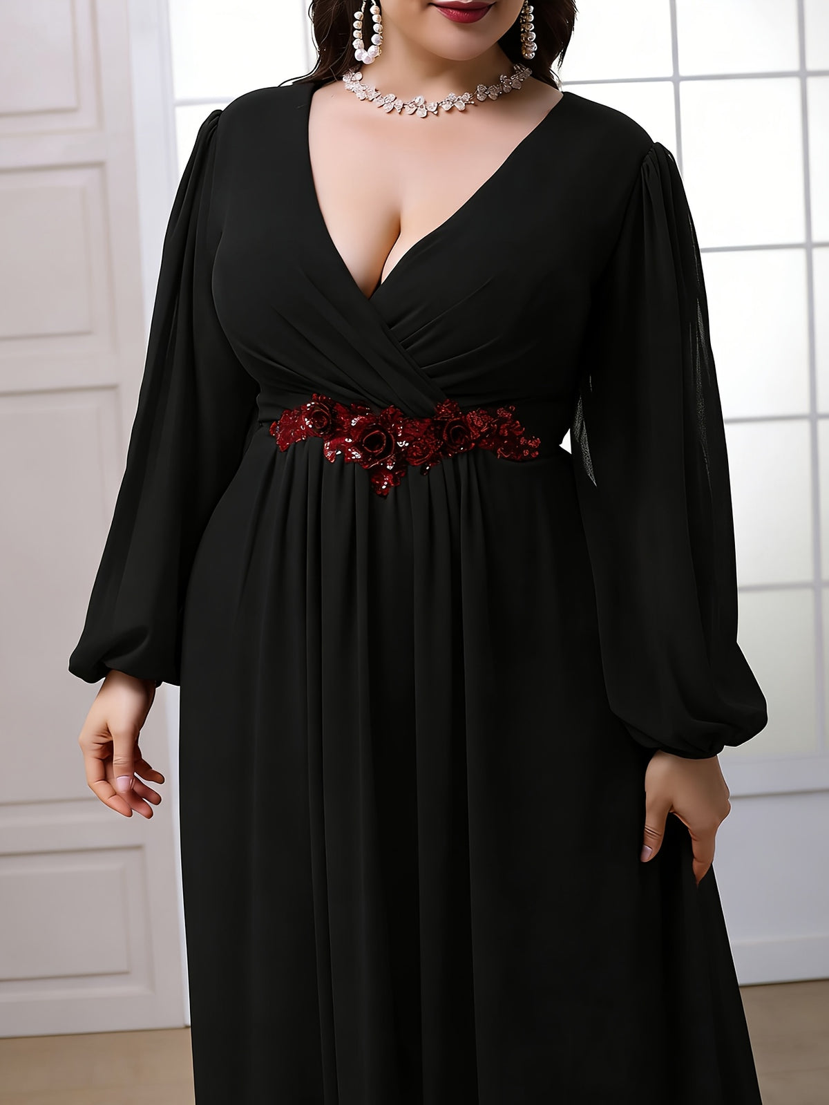 Robe en mousseline grande taille — Ceinture fleurie brodée