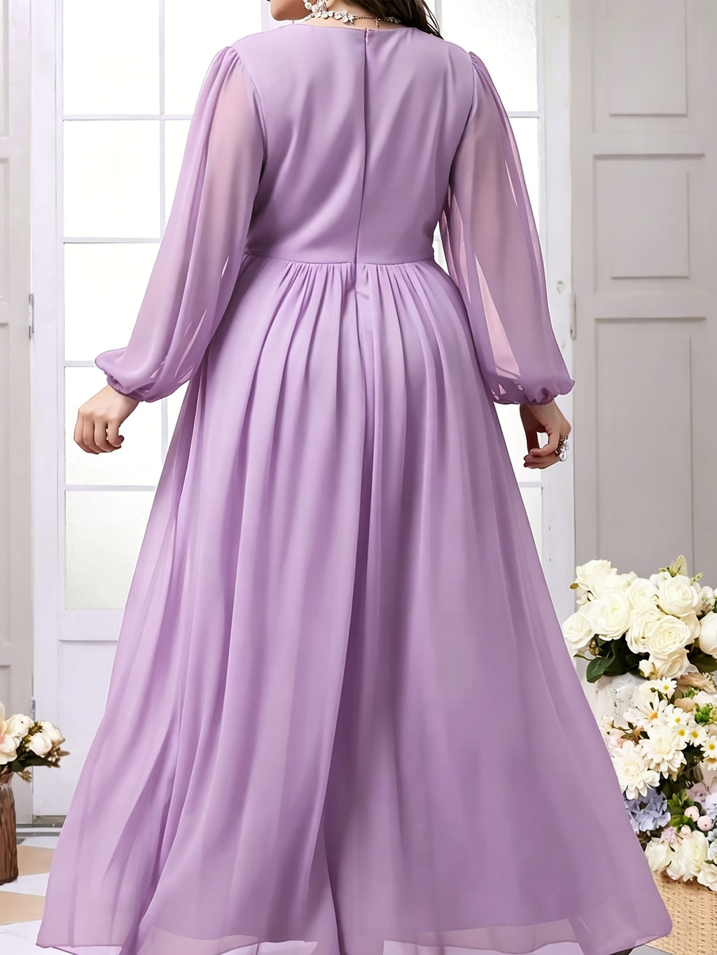 Robe en mousseline grande taille — Ceinture fleurie brodée
