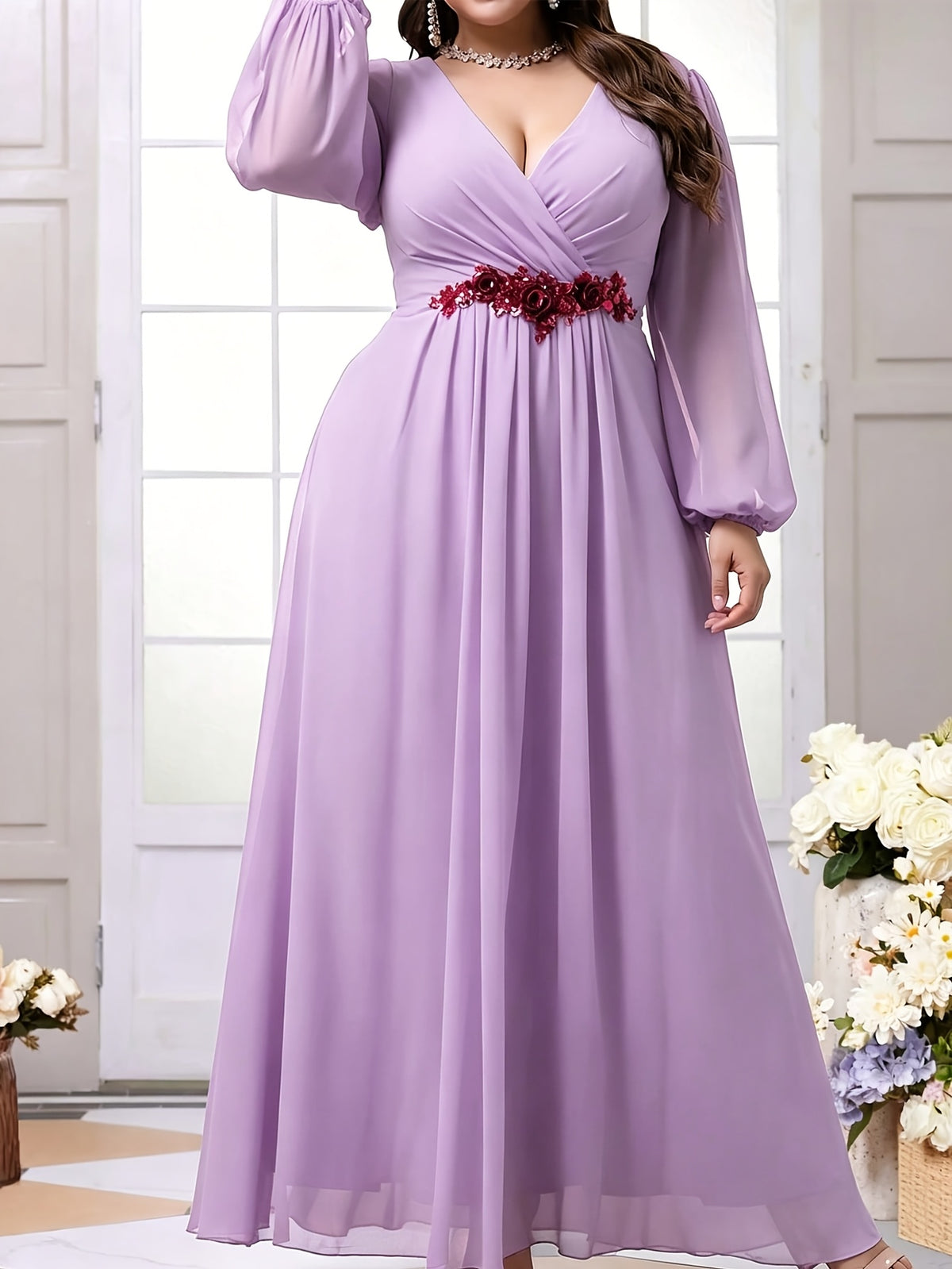 Robe en mousseline grande taille — Ceinture fleurie brodée