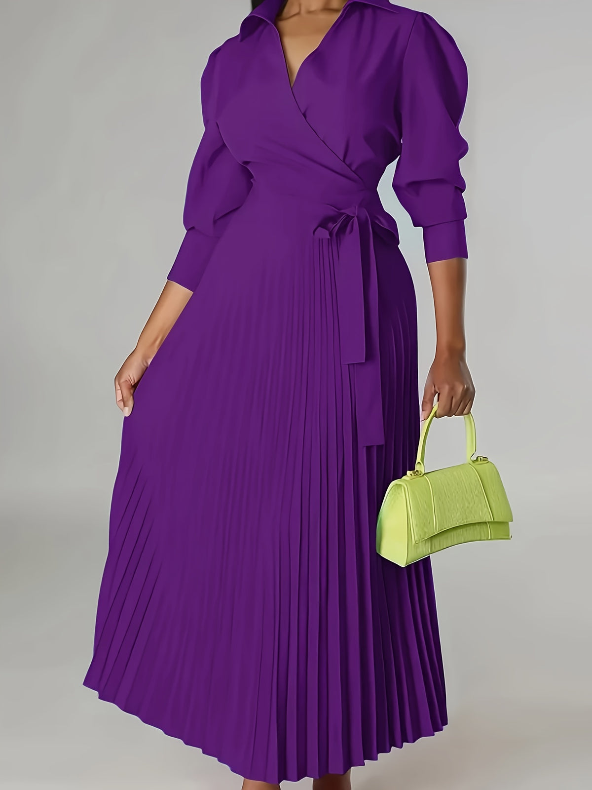 Robe portefeuille grande taille — Jupe plissée accordéon