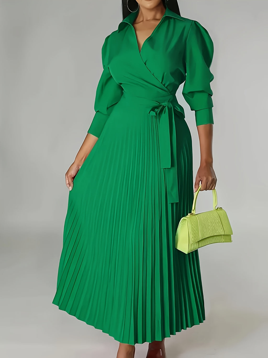 Robe portefeuille grande taille — Jupe plissée accordéon