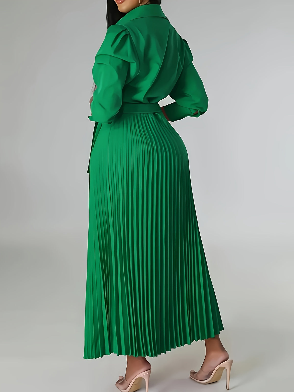 Robe portefeuille grande taille — Jupe plissée accordéon