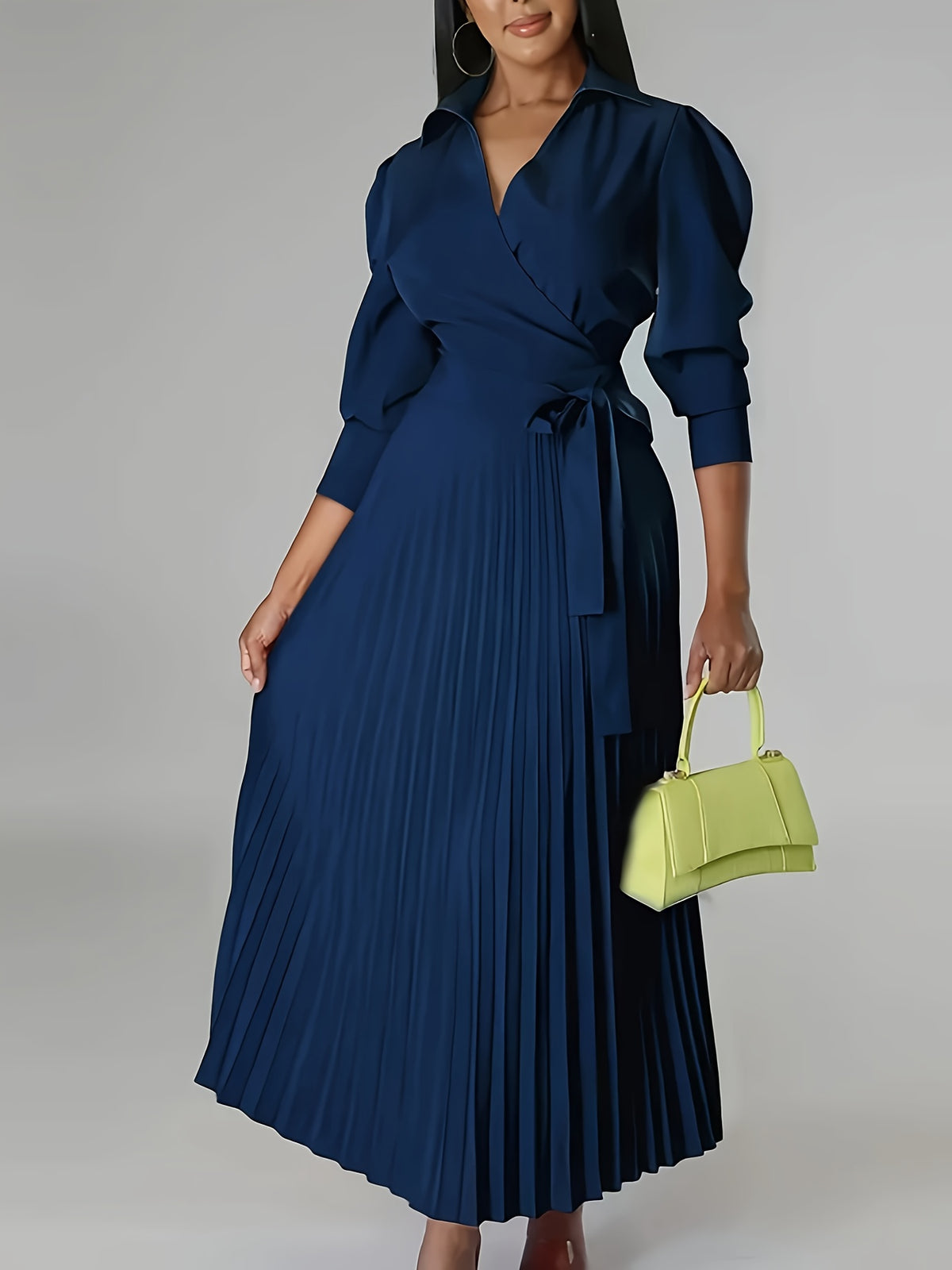 Robe portefeuille grande taille — Jupe plissée accordéon