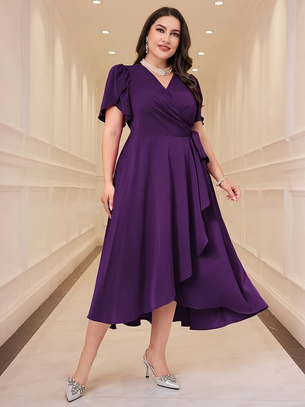 Robe portefeuille grande taille — Violet à ourlet asymétrique