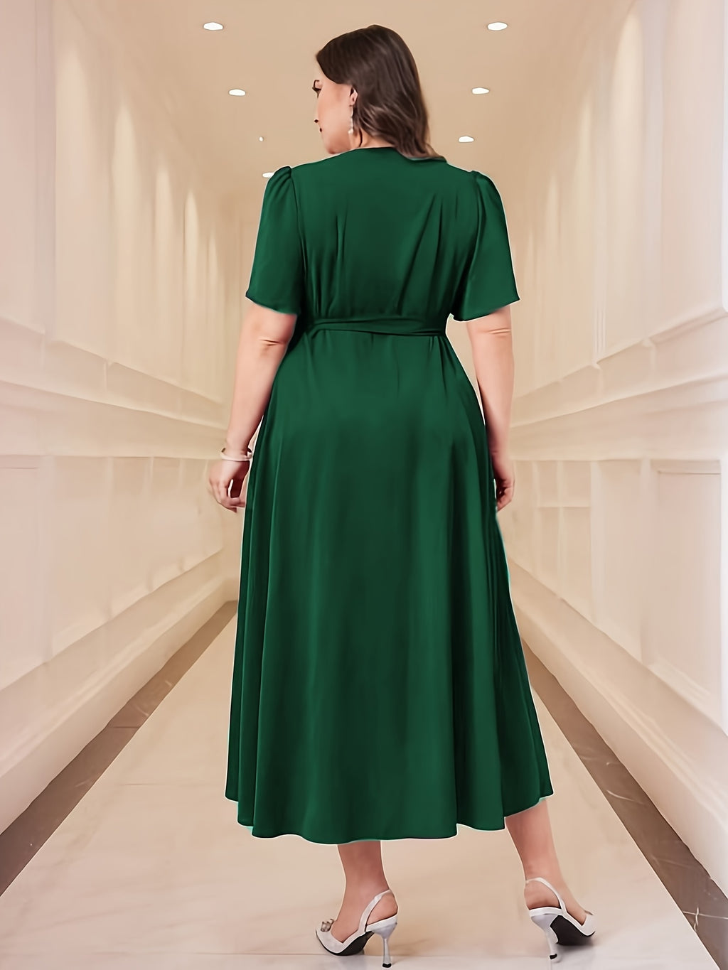 Robe portefeuille grande taille — Violet à ourlet asymétrique