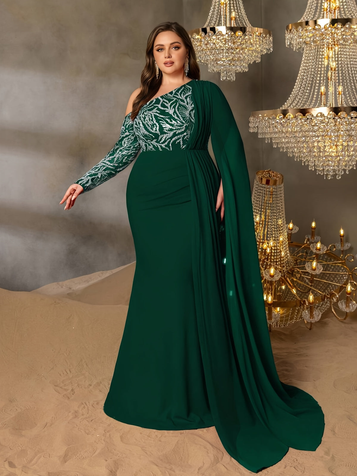 Robe sirène grande taille — Buste brodé vert et manche cape