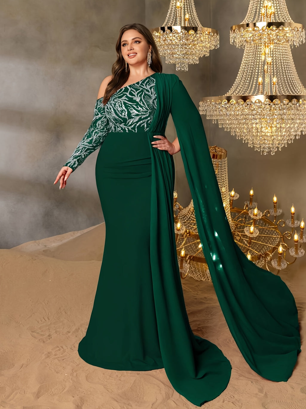 Robe sirène grande taille — Buste brodé vert et manche cape