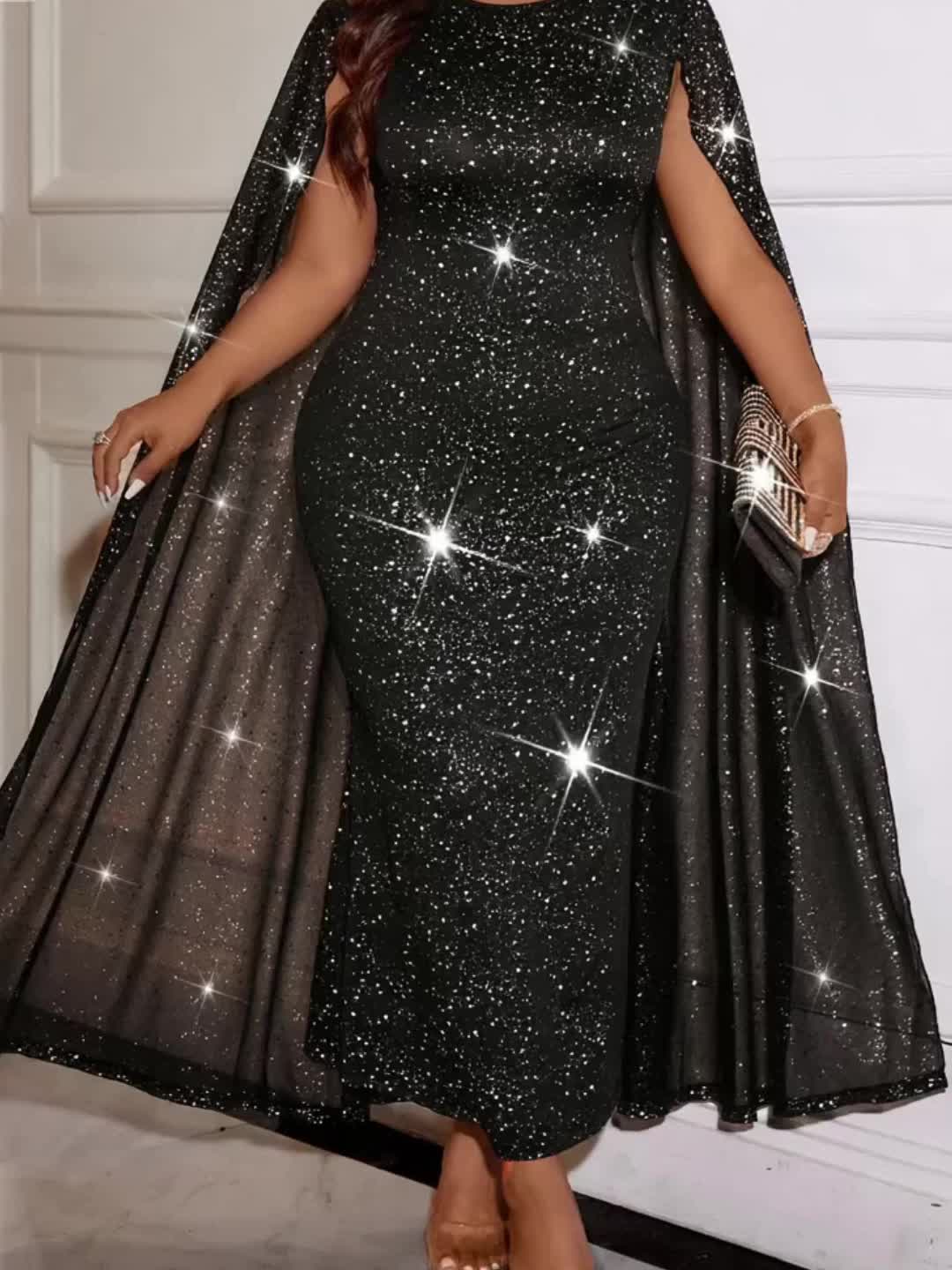 Robe de soirée grande taille — Longue cape de résille noire