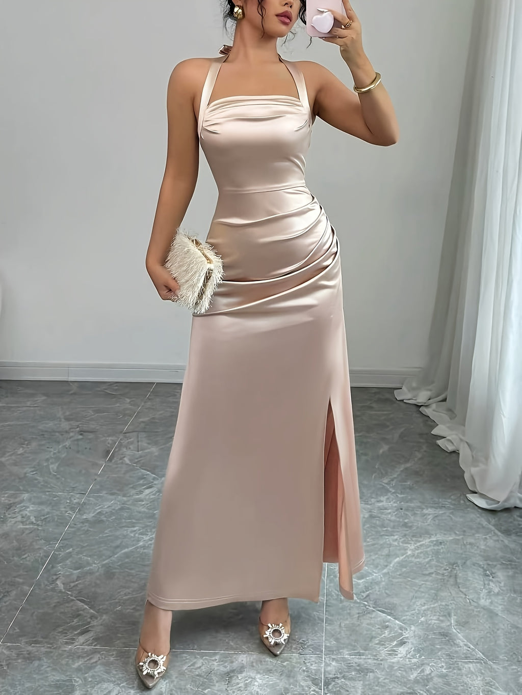 Robe de soirée grande taille — Satin rose poudré à dos nu noué