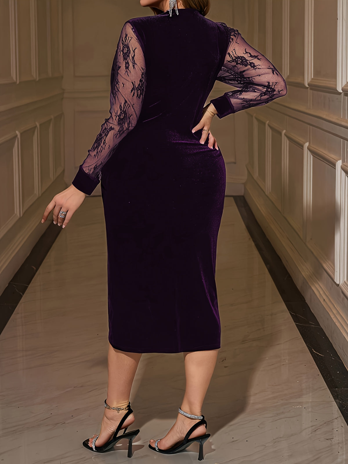 Robe de soirée grande taille — Velours et bande de sequins