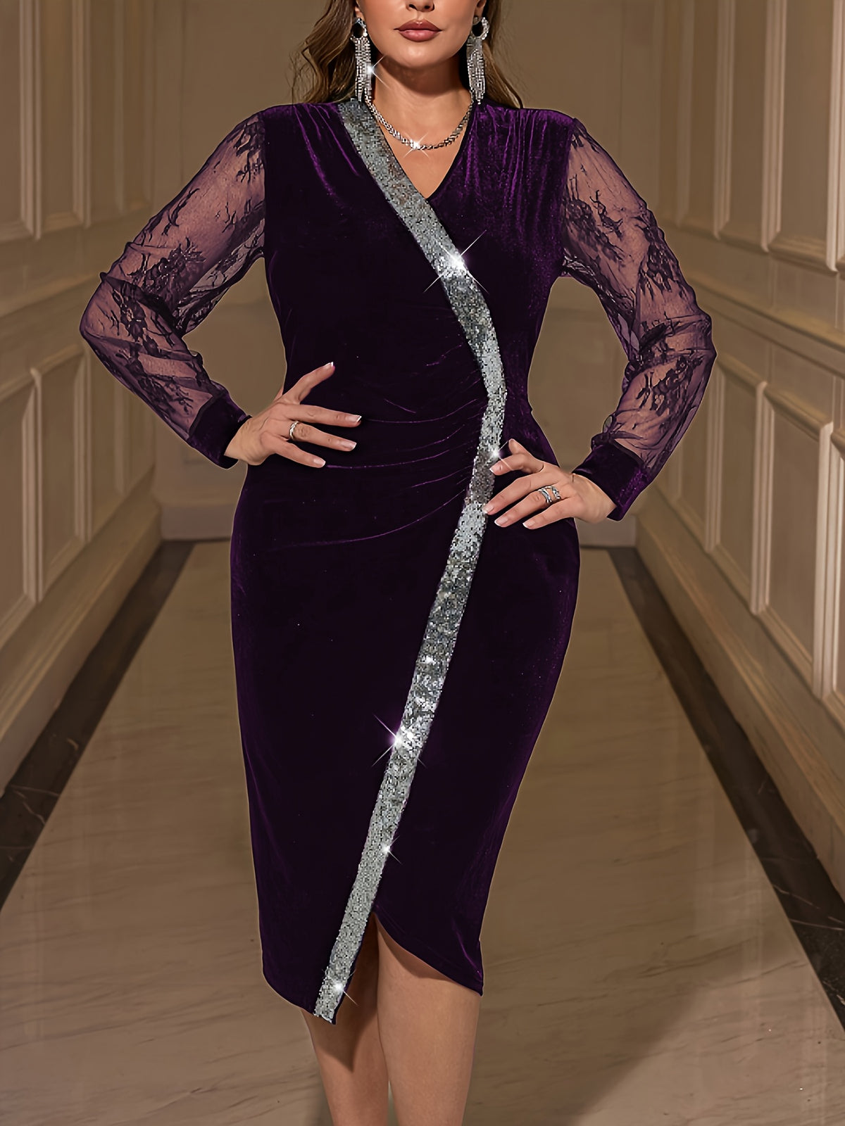 Robe de soirée grande taille — Velours et bande de sequins