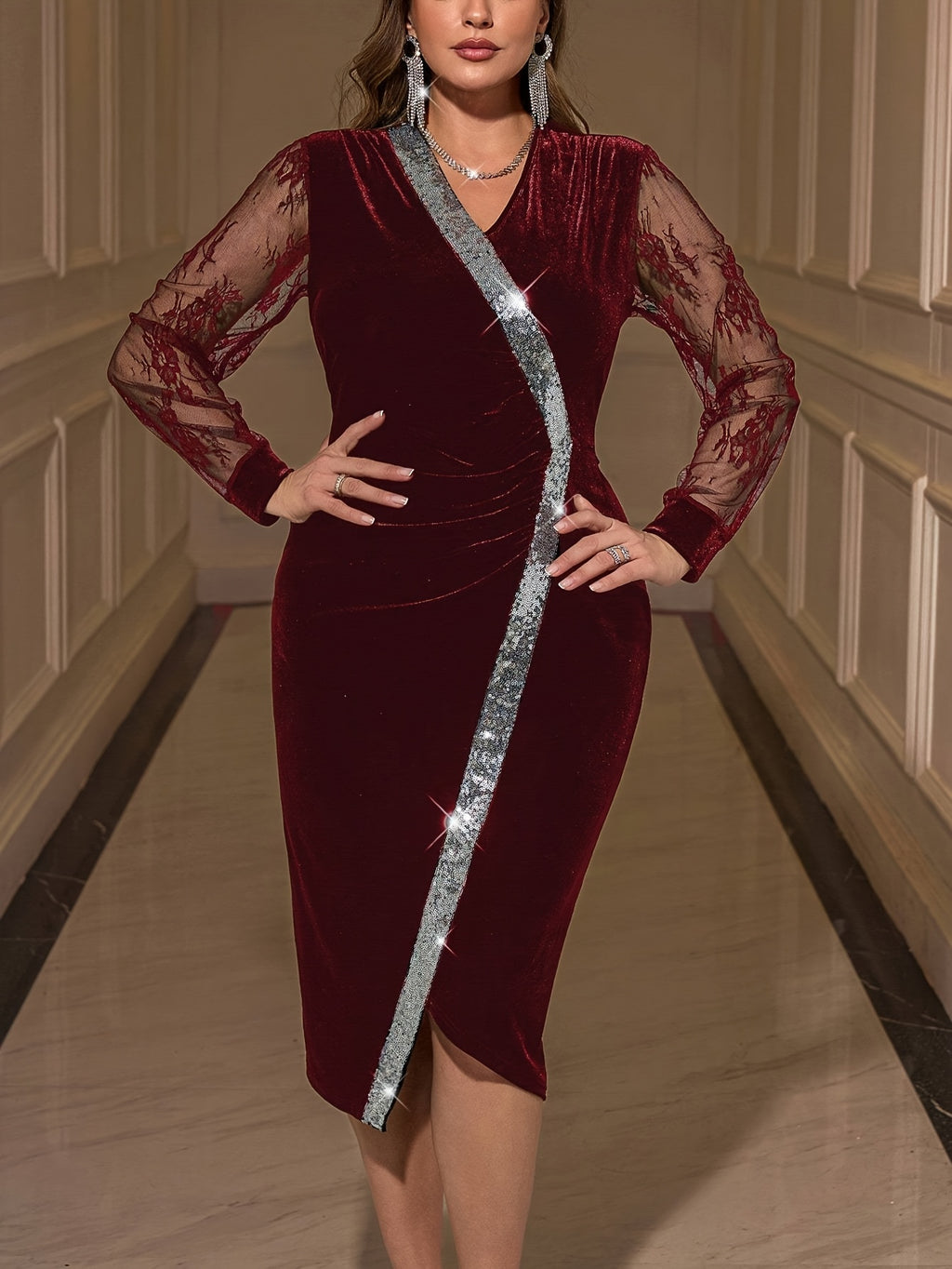 Robe de soirée grande taille — Velours et bande de sequins
