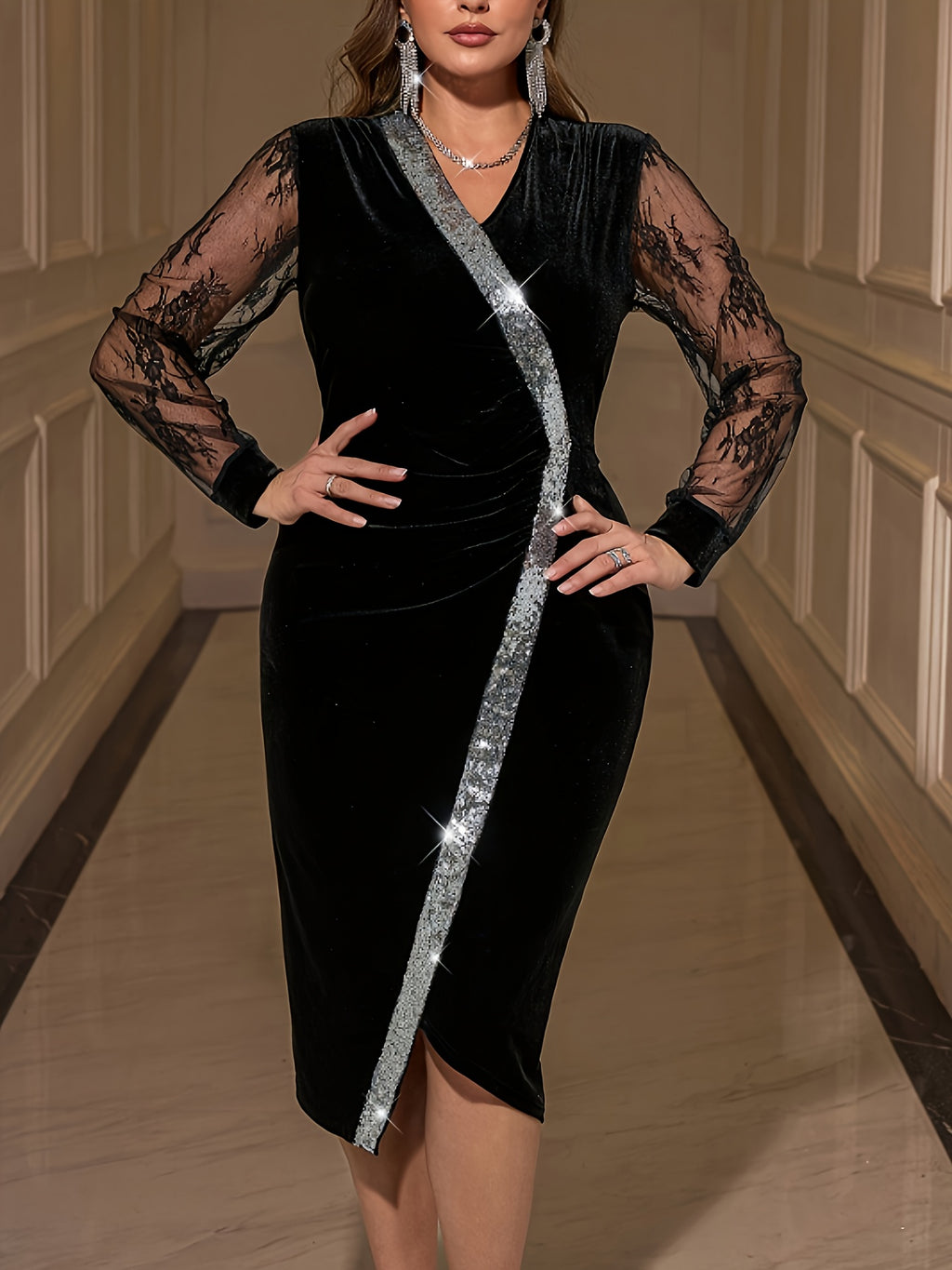 Robe de soirée grande taille — Velours et bande de sequins