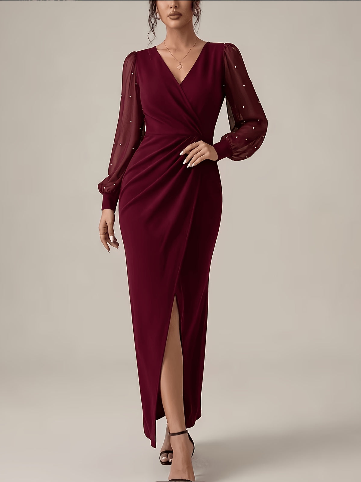 Robe de soirée grande taille — Tulle perlé et jupe crayon