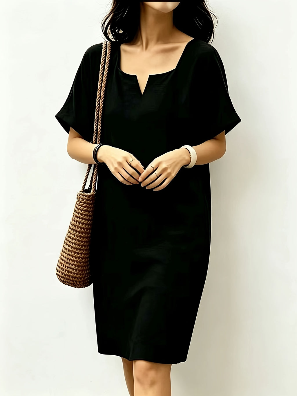 Robe unie grande taille — Terracotta ou noir, encolure échancrée