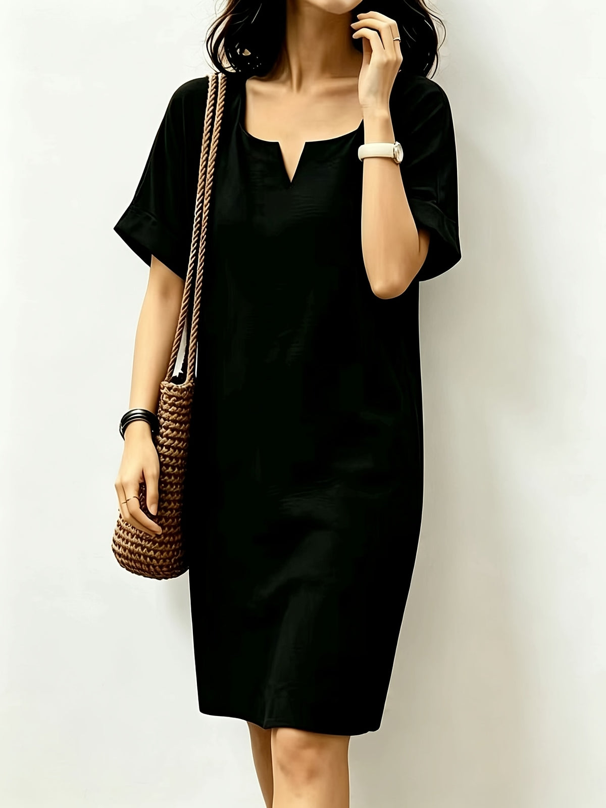Robe unie grande taille — Terracotta ou noir, encolure échancrée