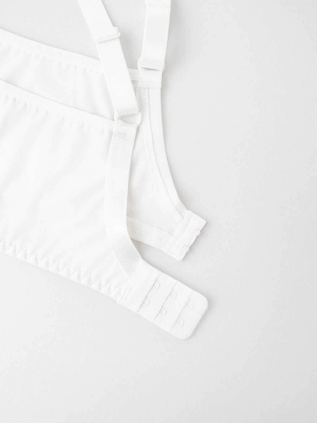 Soutien-gorge grande taille — Voile clair sur bonnet armé