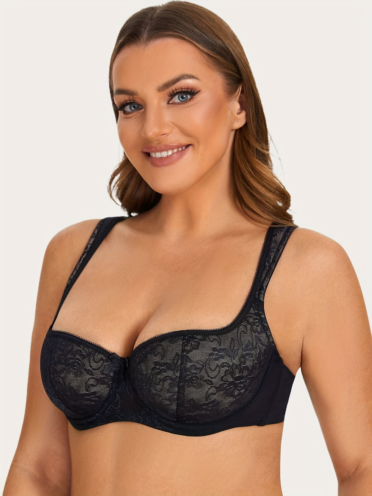 Soutien-gorge grande taille — Bretelles larges, dentelle