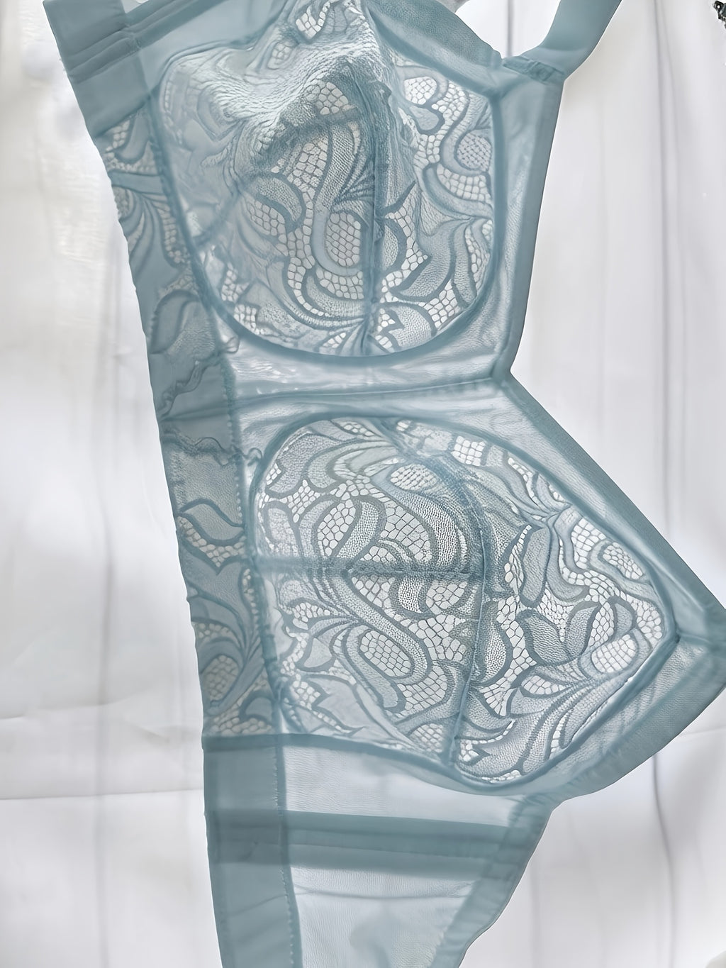 Soutien-gorge grande taille — Tulle brodé, buste couvert