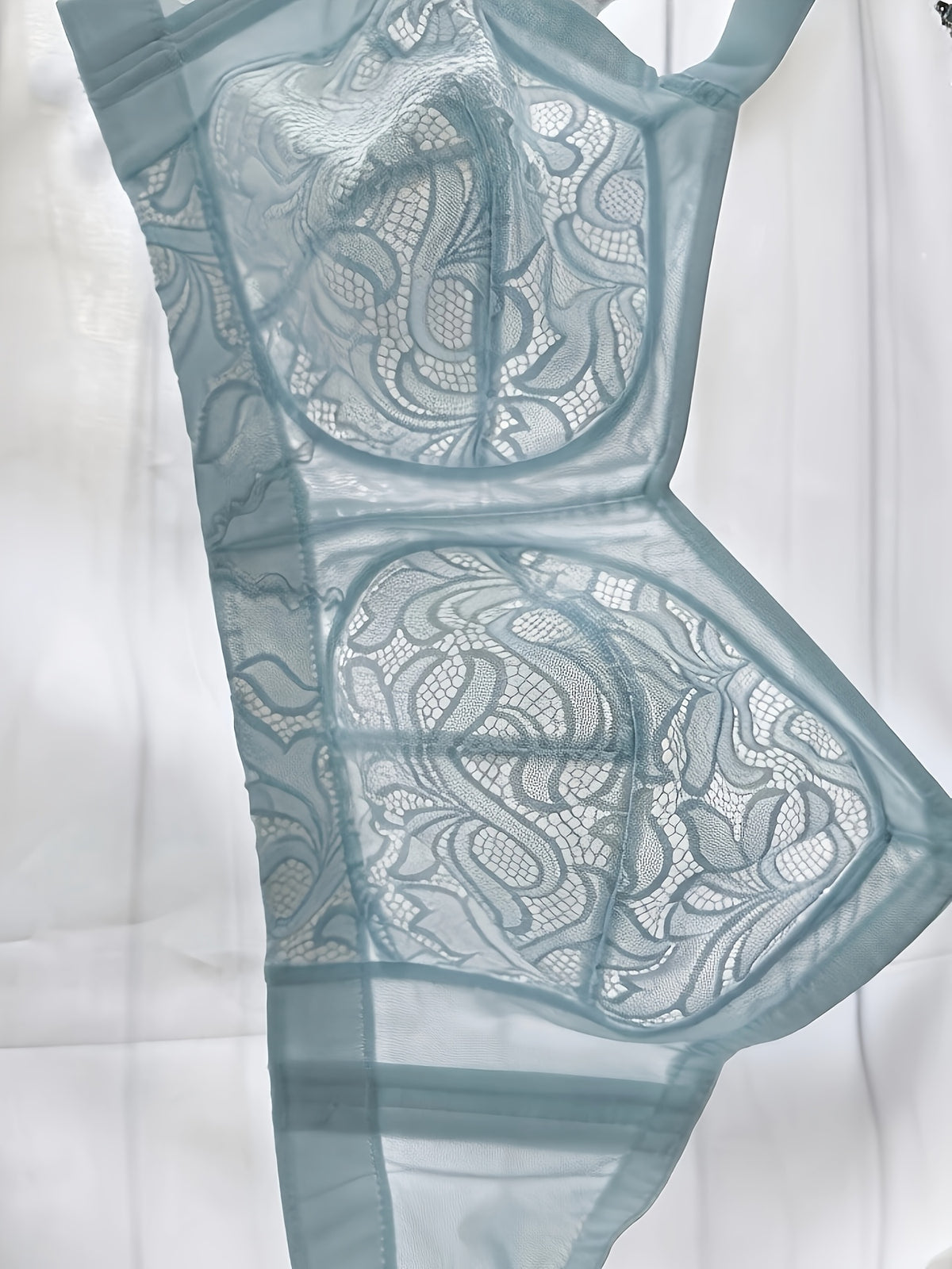 Soutien-gorge grande taille — Tulle brodé, buste couvert