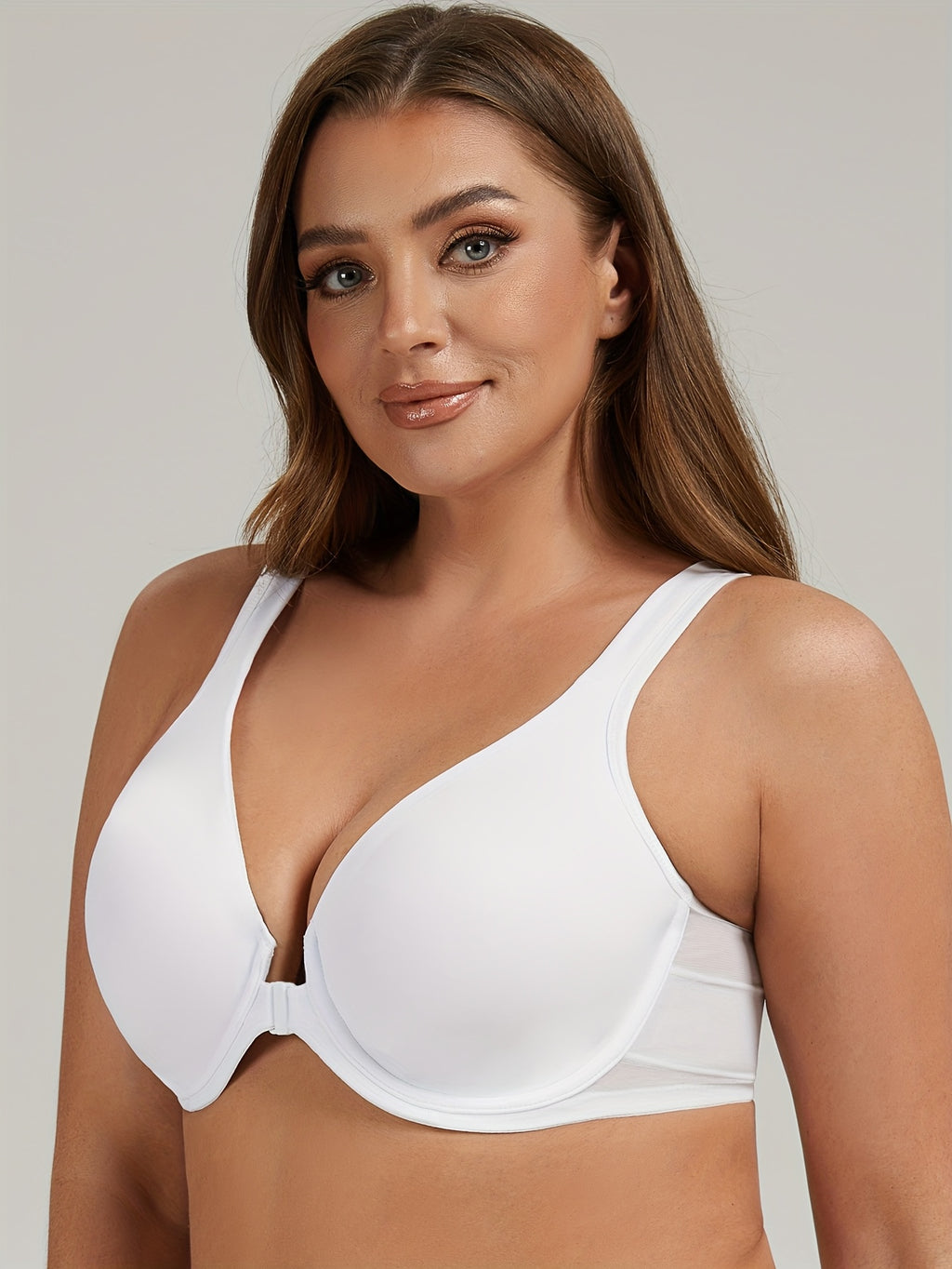 Soutien-gorge grande taille, croisillon de mesh dans le dos
