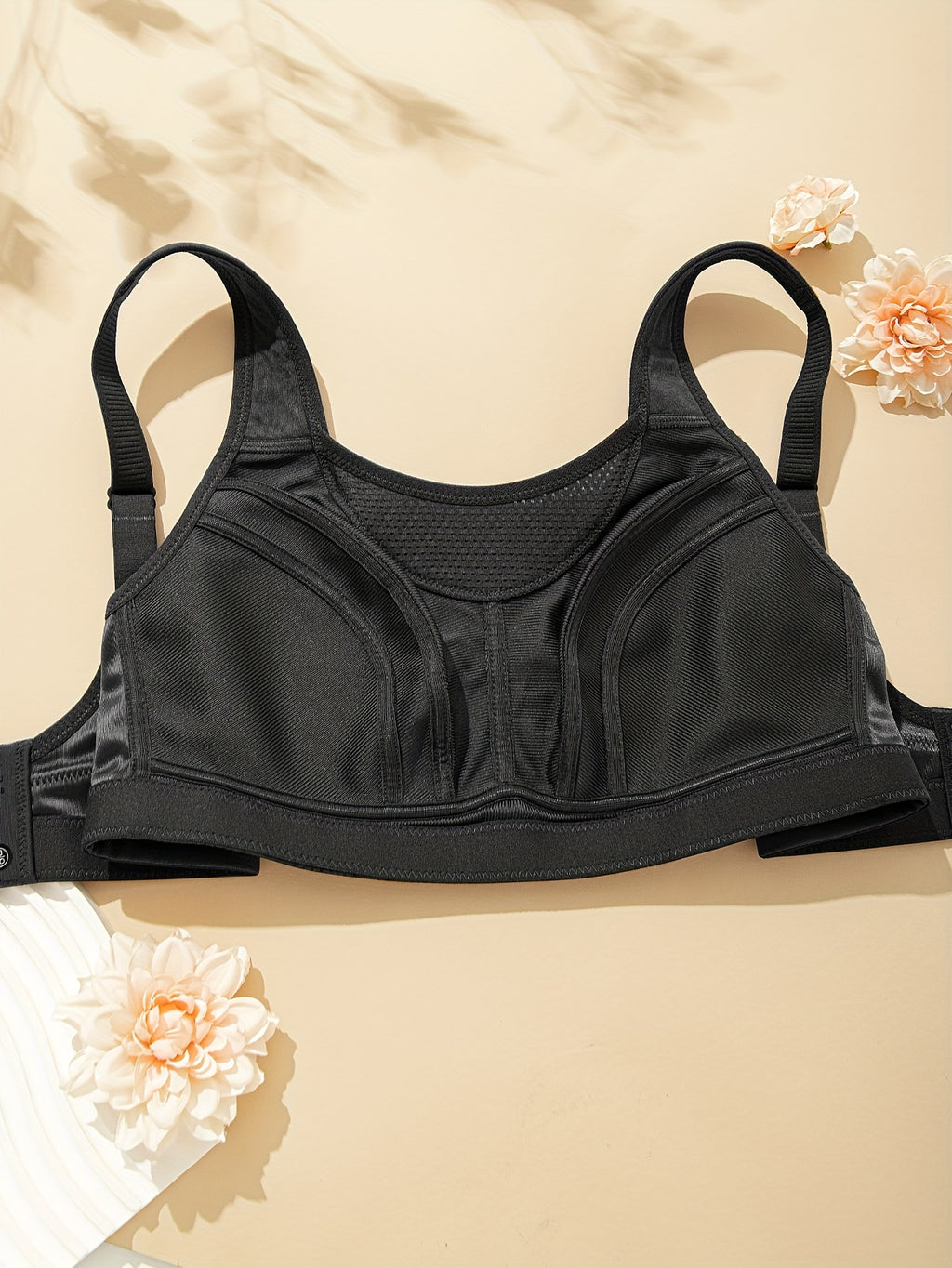 Soutien-gorge de sport grande taille — Bonnets cousus un à un