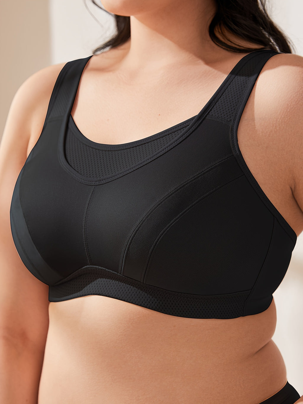Soutien-gorge de sport grande taille — Bonnets cousus un à un