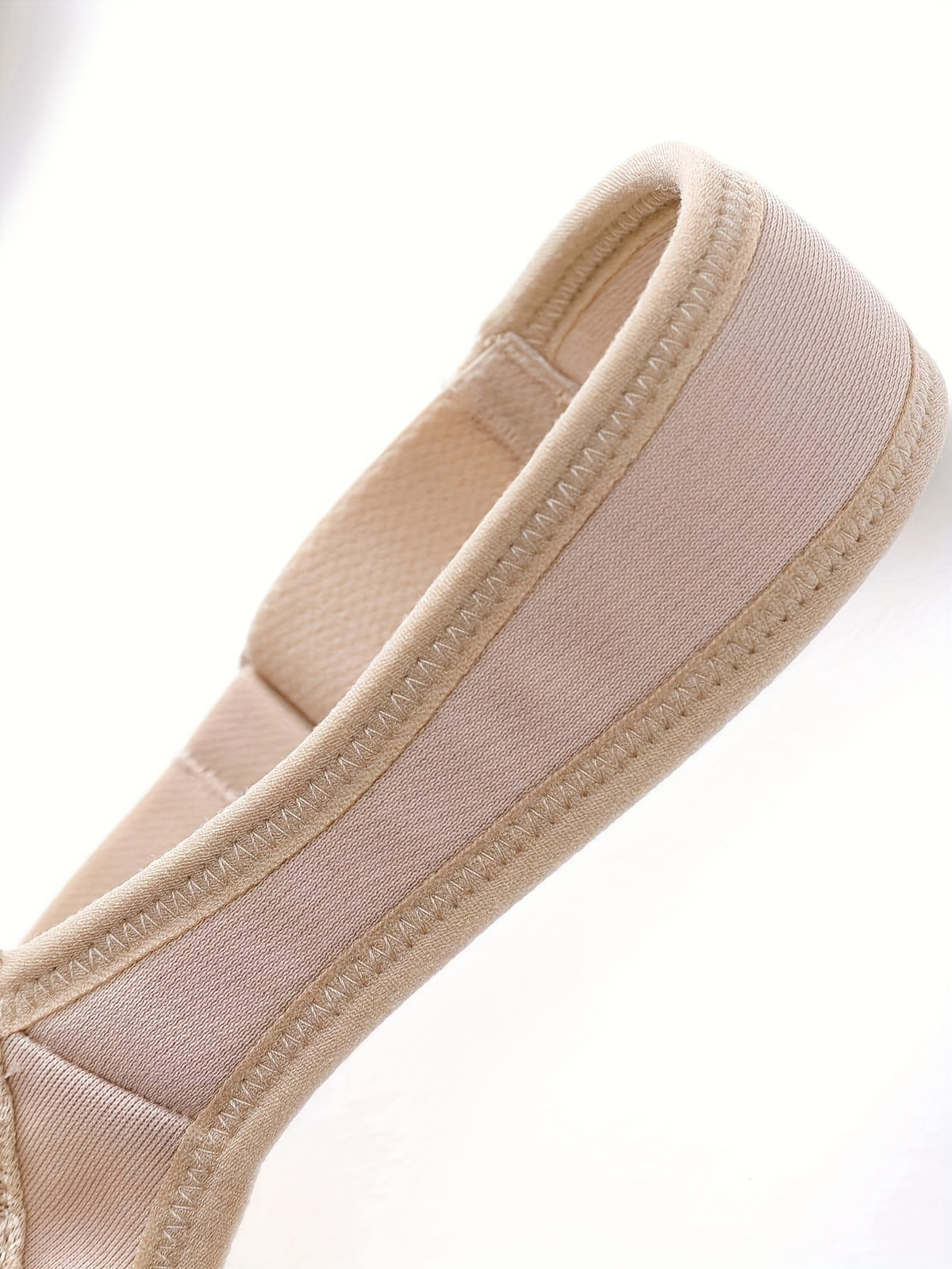 Soutien-gorge emboîtant grande taille — Quatre teintes, un prix