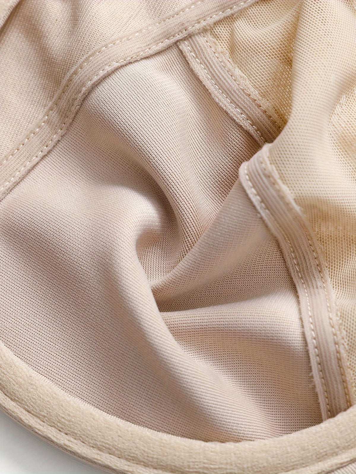 Soutien-gorge emboîtant grande taille — Quatre teintes, un prix