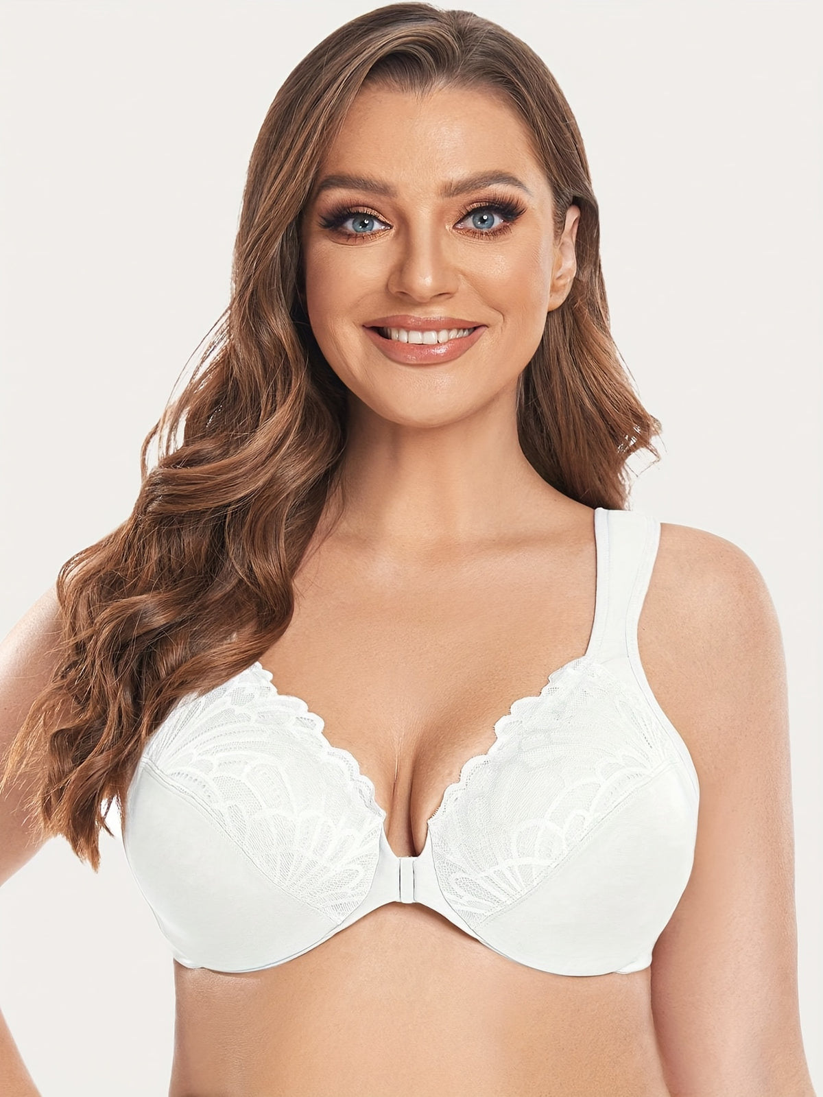 Soutien-gorge emboîtant grande taille — Quatre teintes, un prix