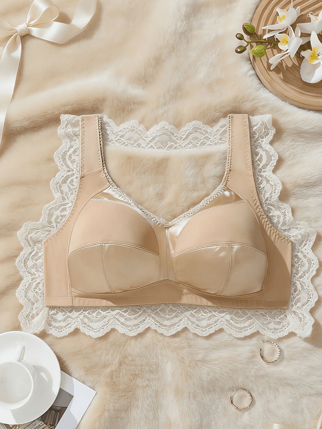 Soutien-gorge grande taille — Bonnet satiné, côtés hauts